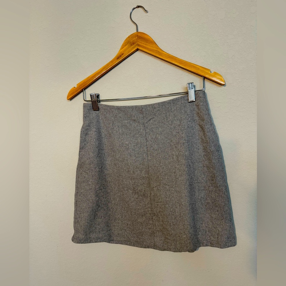 Wilfred wool mini skirt with pockets.